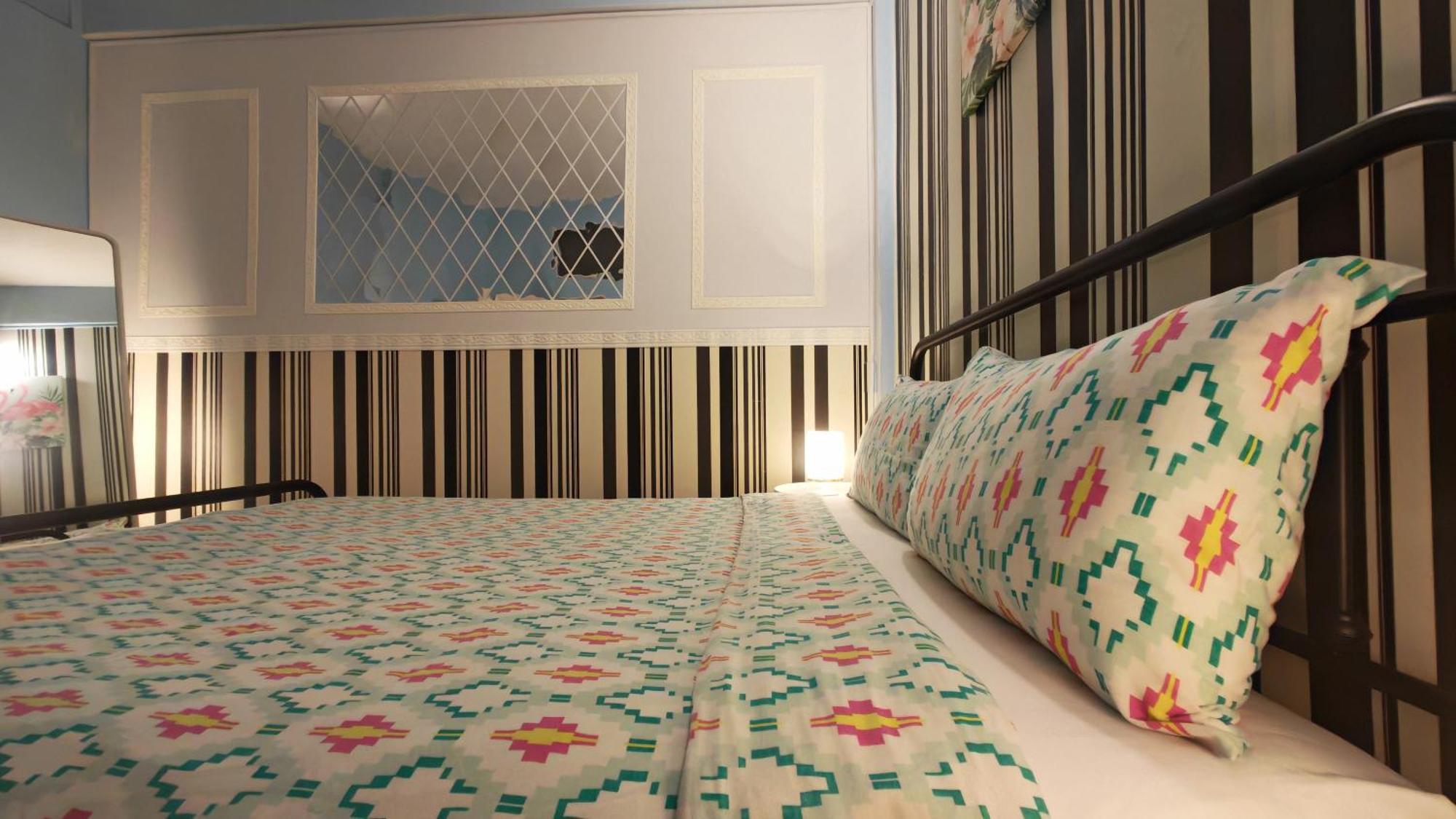 Baan Nampetch Hostel Bangkok Exteriör bild
